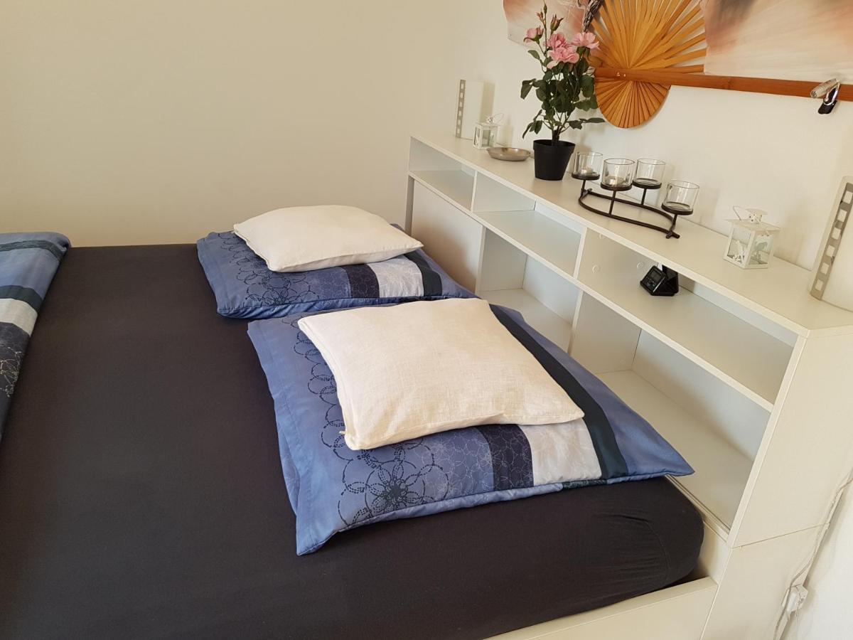 Zimmer mit eigenem Bad in Märchenstadt! Heidelberg Exterior foto