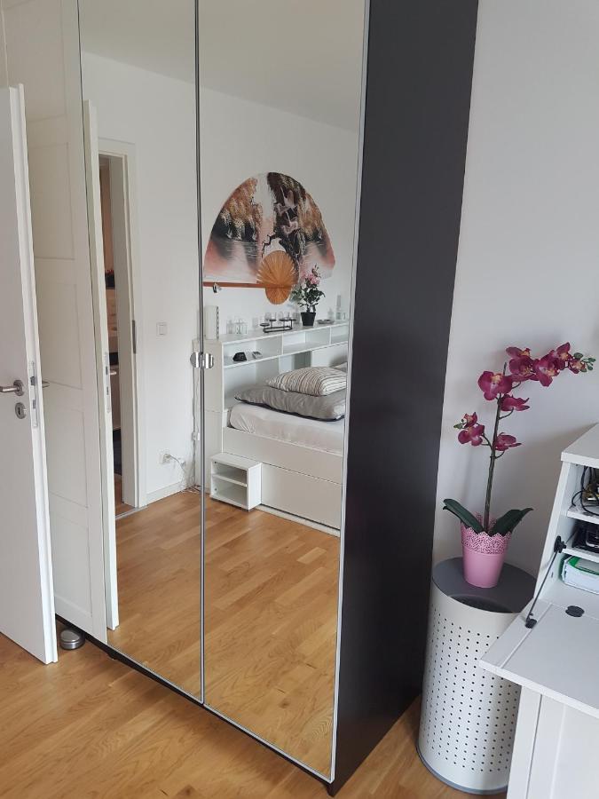 Zimmer mit eigenem Bad in Märchenstadt! Heidelberg Exterior foto